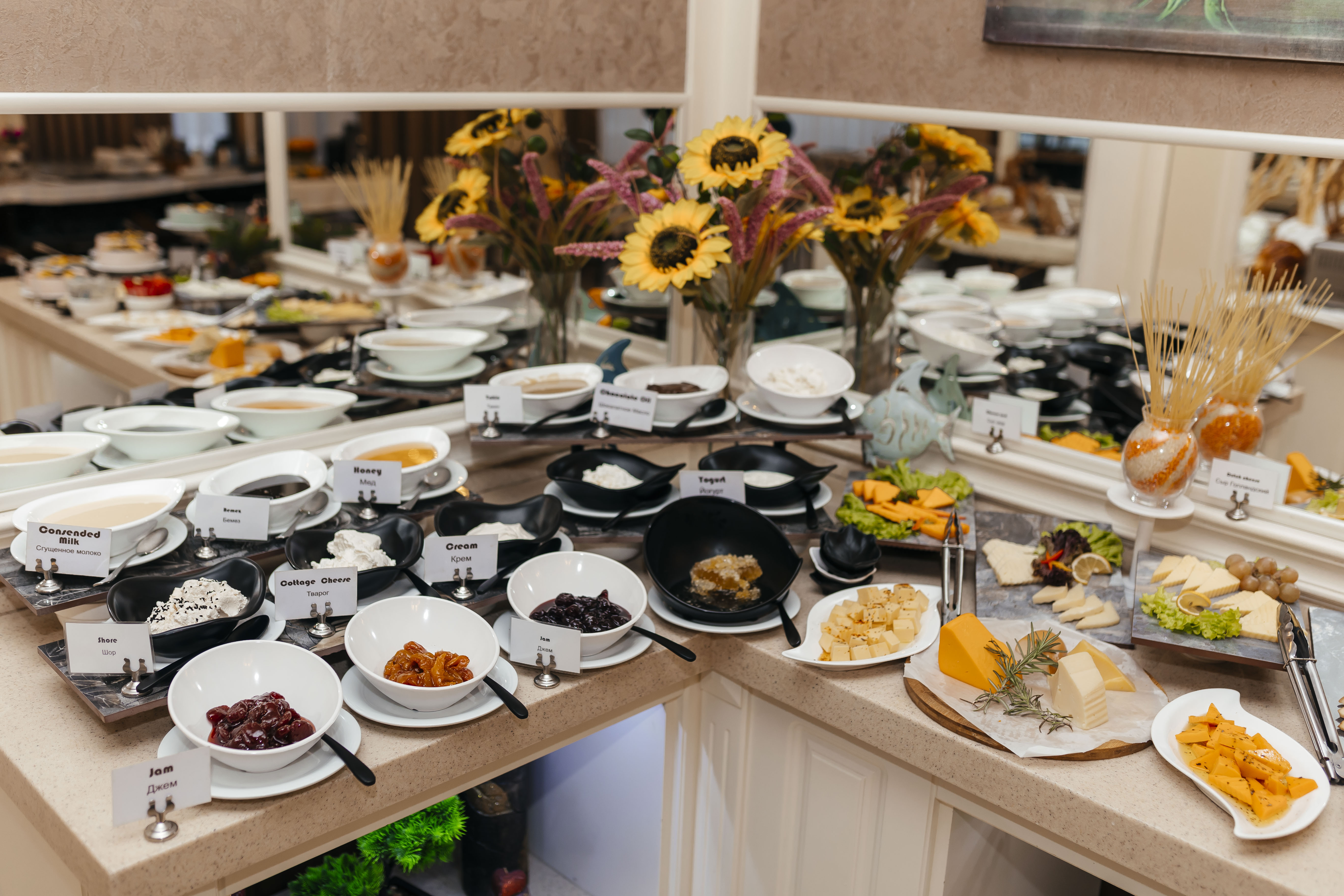 Фото Capitol Hotel