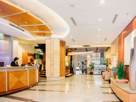 Фото Greenhills Elan Hotel Modern