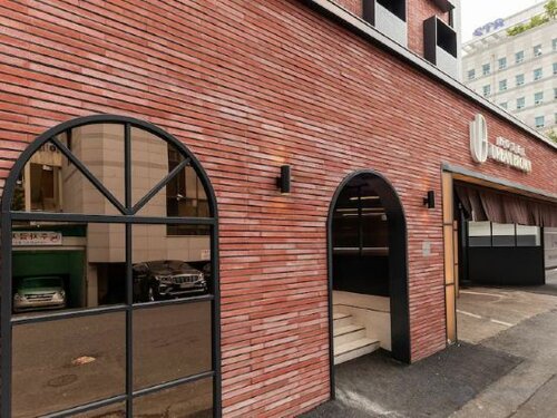 Гостиница Hotel Urban Brown в Тэджоне
