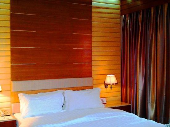 Фото Fars Hotel & Resorts