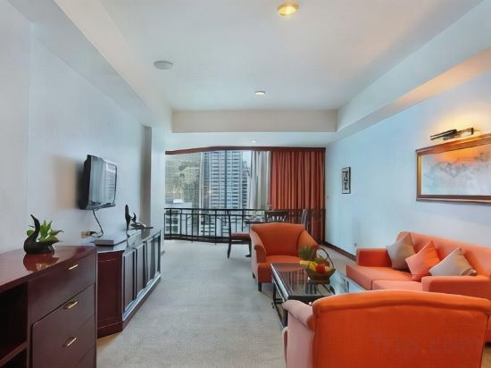 Фото Tai-Pan Hotel