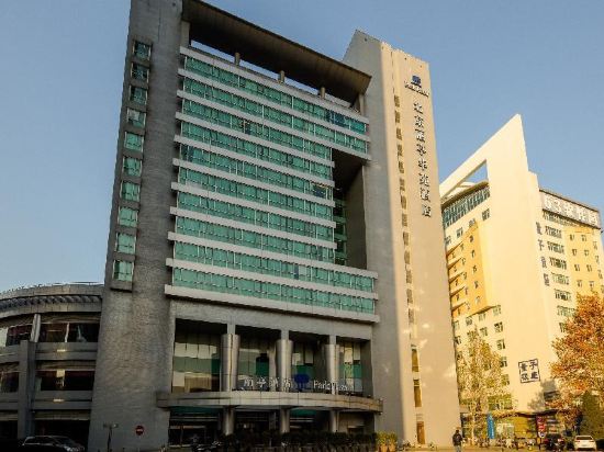 Фото 236875893016