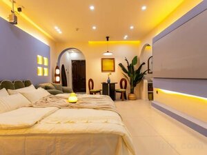 Гостиница Liangyue Buwan B&B Gouyan Street Branch