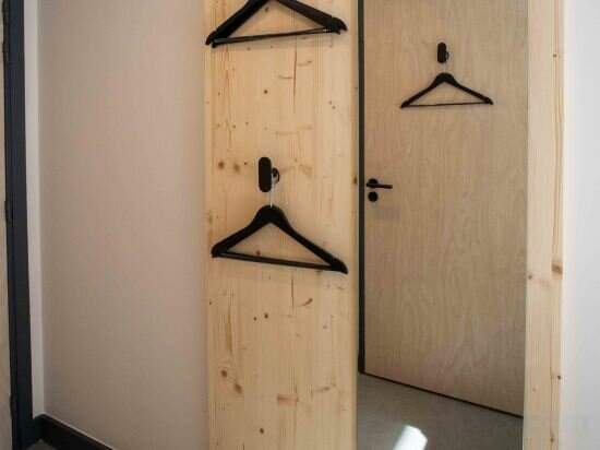 Фото EasyHotel Marseille Euromed