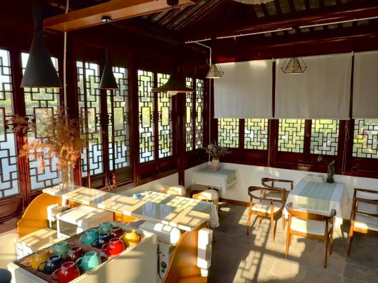 Фото Floral Hotel·Wuxi Yangshan taoyuan Hotel