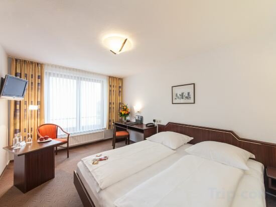 Фото Novum Hotel Strijewski Wolfsburg