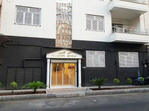 Гостиница Karoon