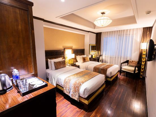 Фото Golden Lotus Luxury Hotel