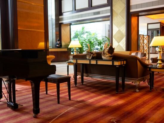 Фото Grand International Hotel Guangzhou