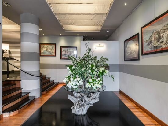 Фото Hotel Vis à Vis