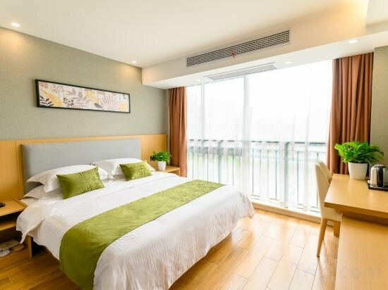 Hotel GreenTree Inn Express Hotel, Nantong, photo