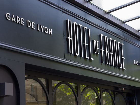 Фото Hotel de France Gare de Lyon Bastille