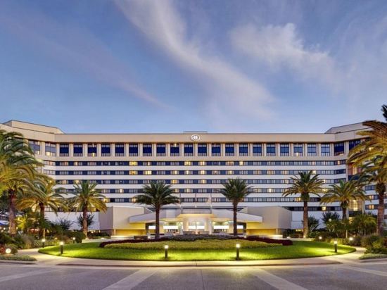 Фото Hilton Orlando Lake Buena Vista - Disney Springs Area