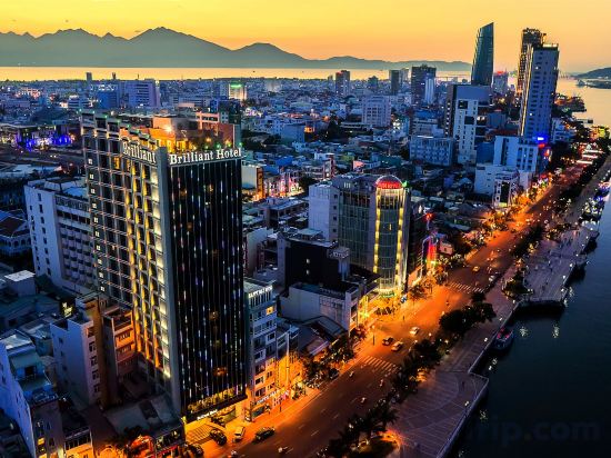 Фото Brilliant Hotel