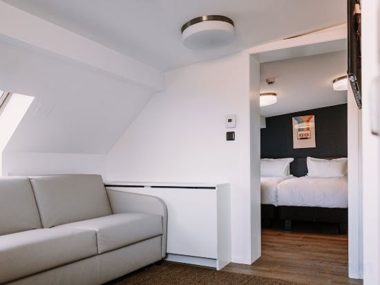 Фото ClapClap Hôtel