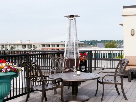 Фото Mediterranean Inn