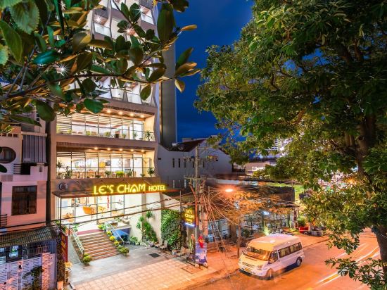 Фото Le's Cham Hotel