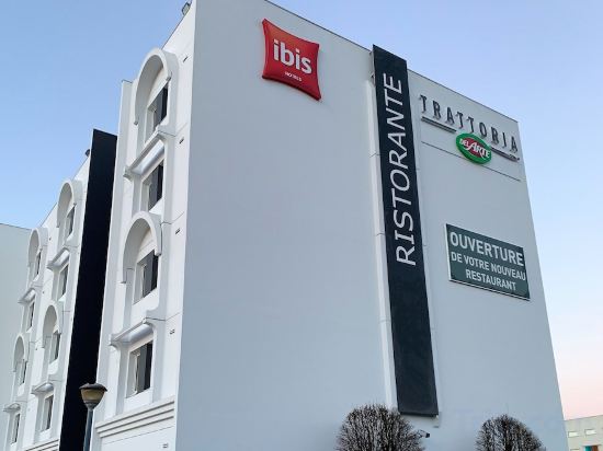 Фото Ibis Bordeaux Pessac Route des Vins Hotel