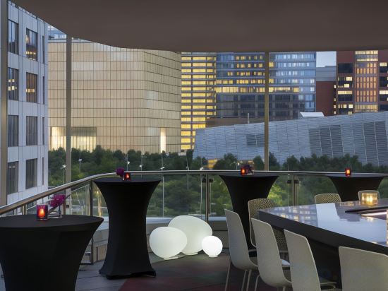 Фото The Washington by LuxUrban, Trademark Collection by Wyndham