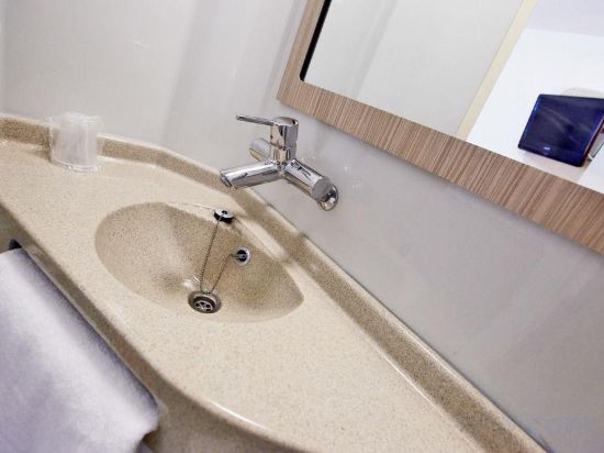 Фото Premiere Classe Biarritz