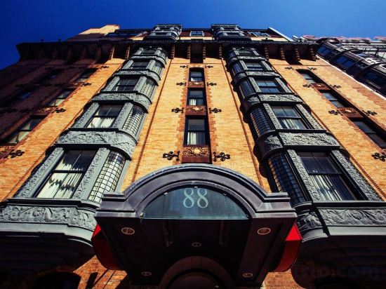 Фото Courtyard by Marriott Boston Copley Square
