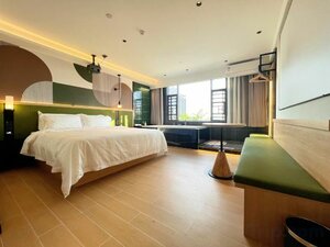 Nancy Hotel (21st Floor, Nanfang Building, No. 76 Chaoyang Road), hotel