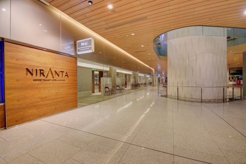 Фото Niranta Airport Transit Hotel – International Wing