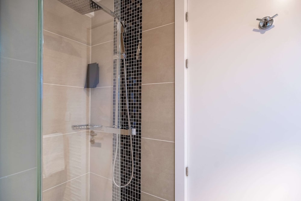 Фото Quality Hotel Toulouse Centre