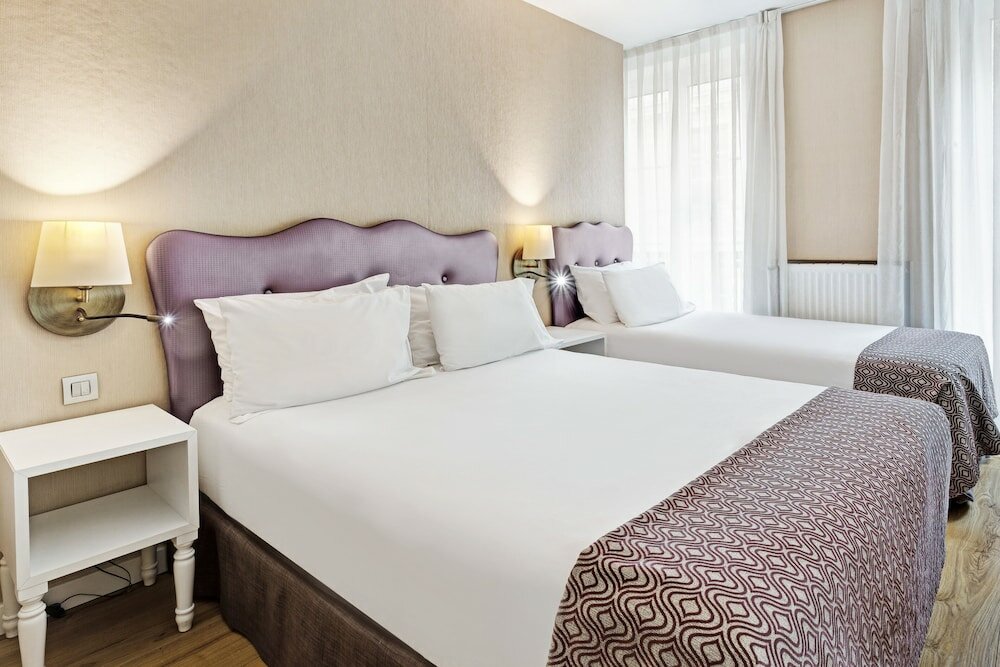 Фото Hotel Exe Paris Centre