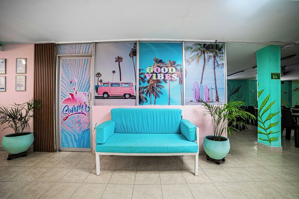 Фото Hotel Taybo Beach