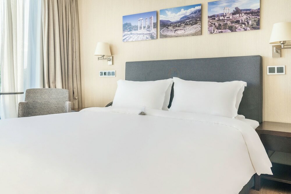 Фото The Athens Gate Hotel