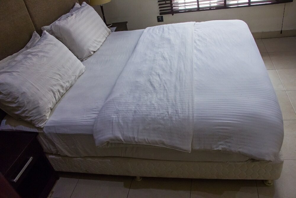 Фото Chelsea Suites Annex