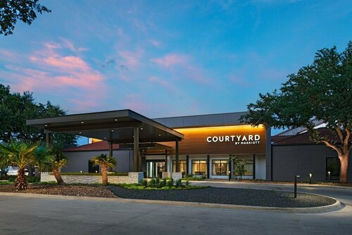 Внешний вид отеля Courtyard by Marriott San Antonio Downtown/Market Square в Сан-Антонио, фото 1