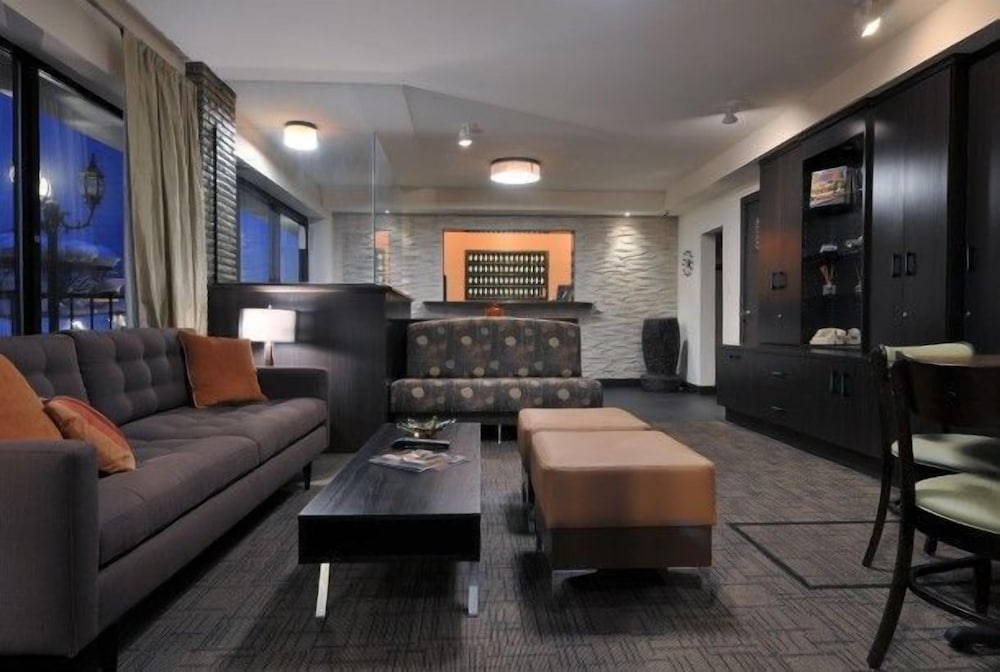 Фото The Freeport Inn and Marina