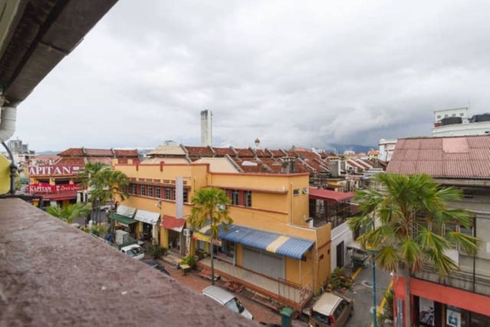 Фото Cocoa Mews Cafe & Homestay