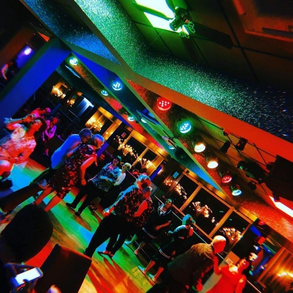 Фото Lyndene Hotel