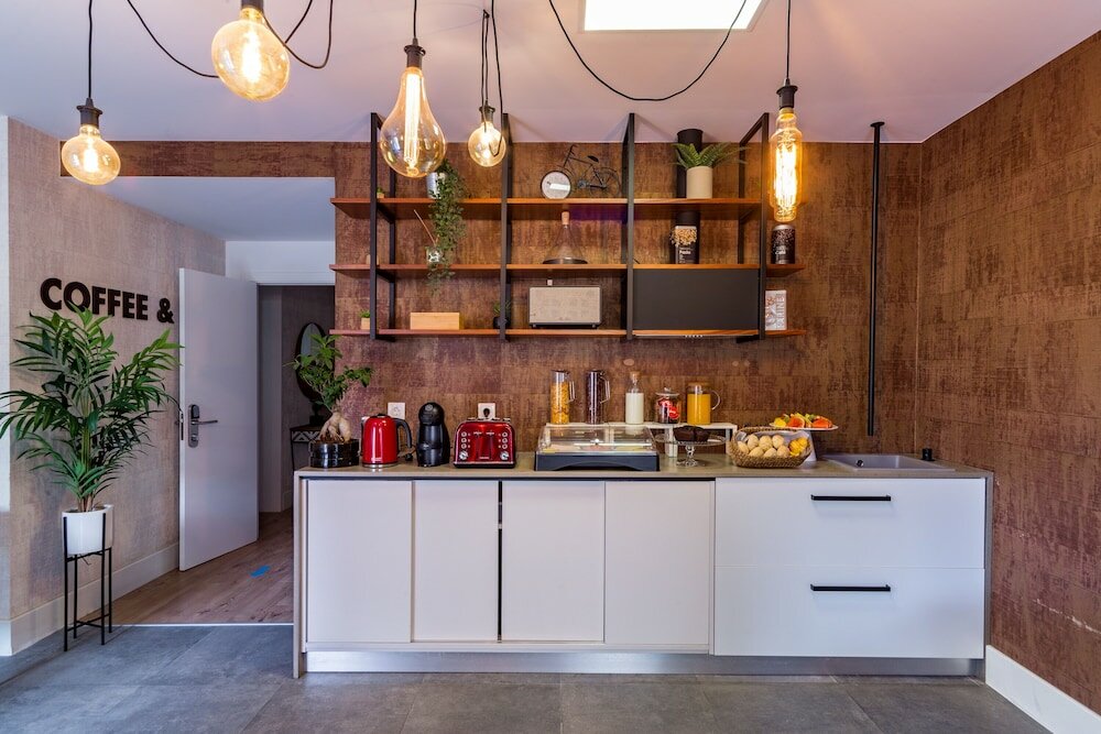 Фото Lx51 Studios & Suites Lisbon Center