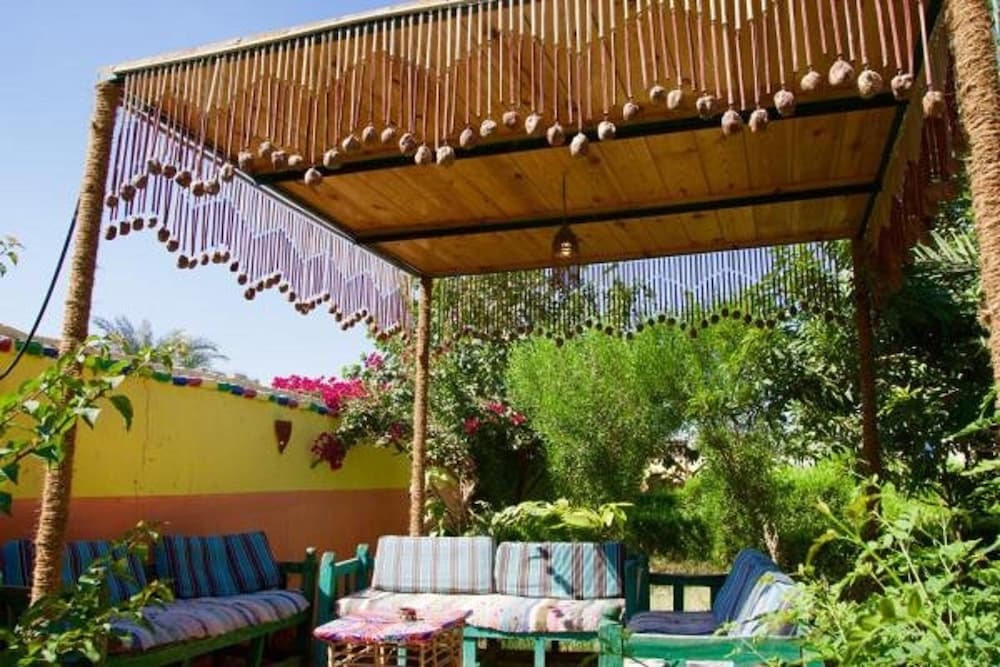 Фото Al Baeirat Hotel