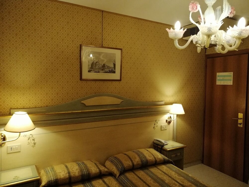 Фото Hotel Falier