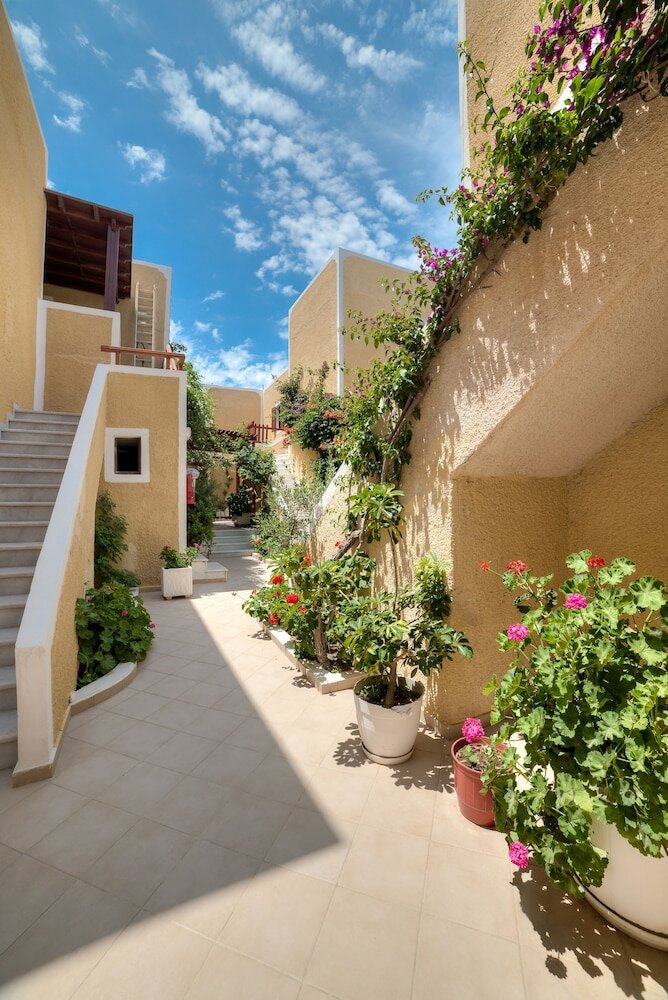 Фото Nostos Beach