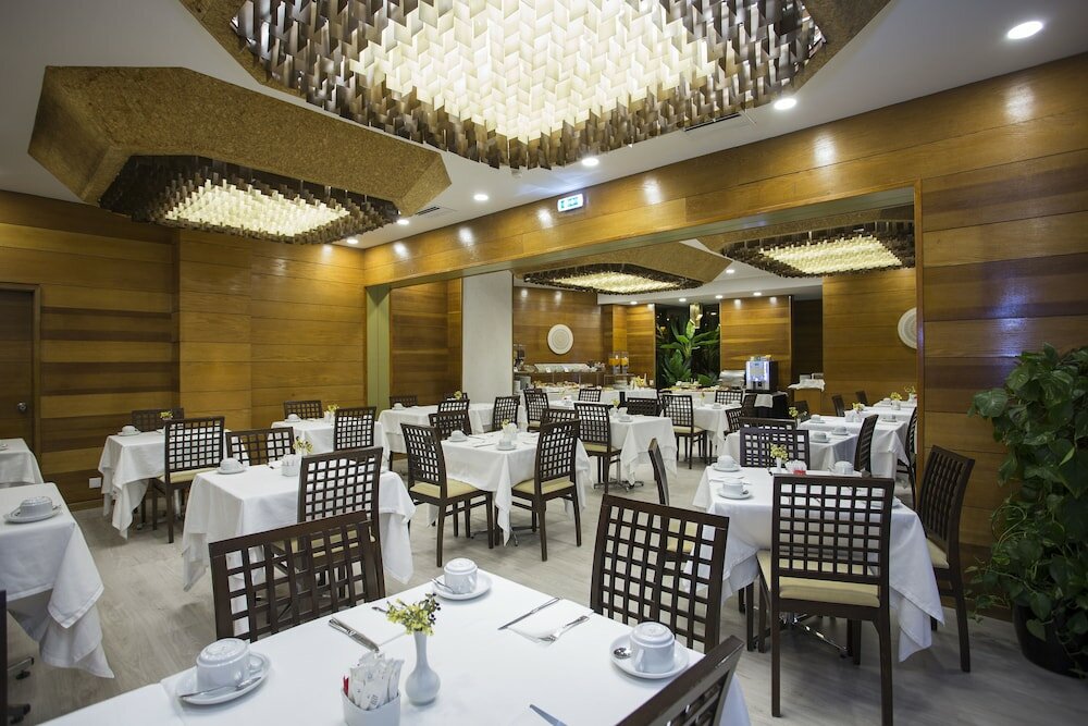 Фото Casual Inca Porto