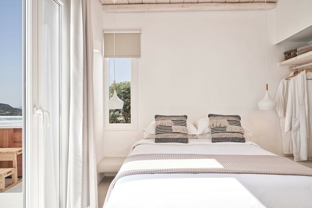 Фото Naxian Utopia Luxury Villas & Suites