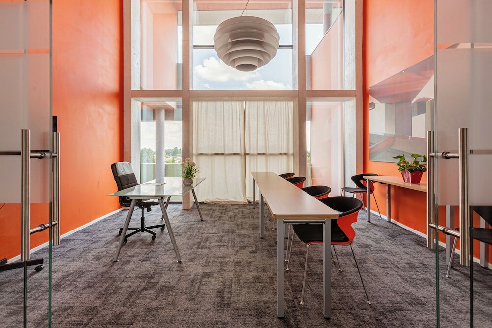 Фото Ipoint Hotel