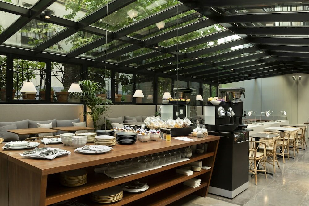 Фото Icon Embassy