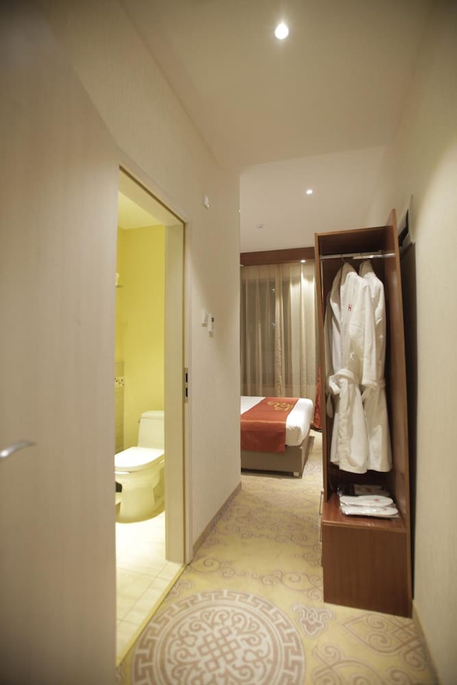 Фото Hotel Nine Ulaanbaatar