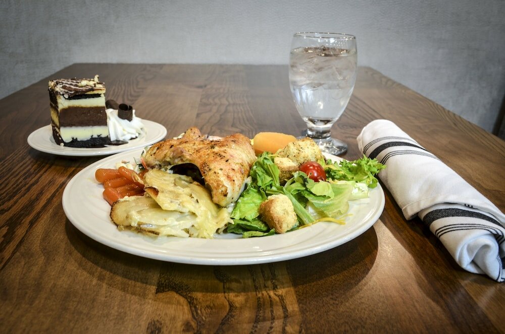 Фото Holiday Inn Fargo, an Ihg Hotel