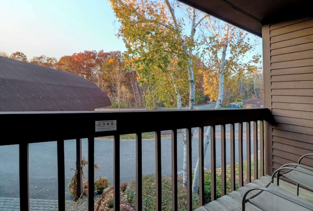 Фото Fireside Inn & Suites Gilford