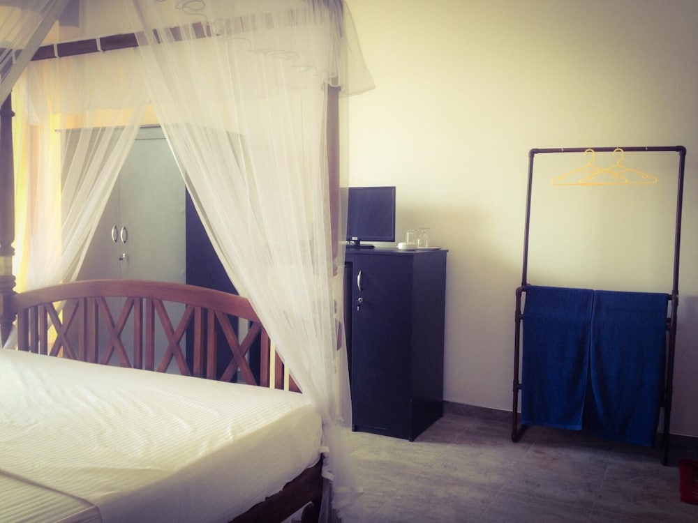 Фото Mirissa Seastar