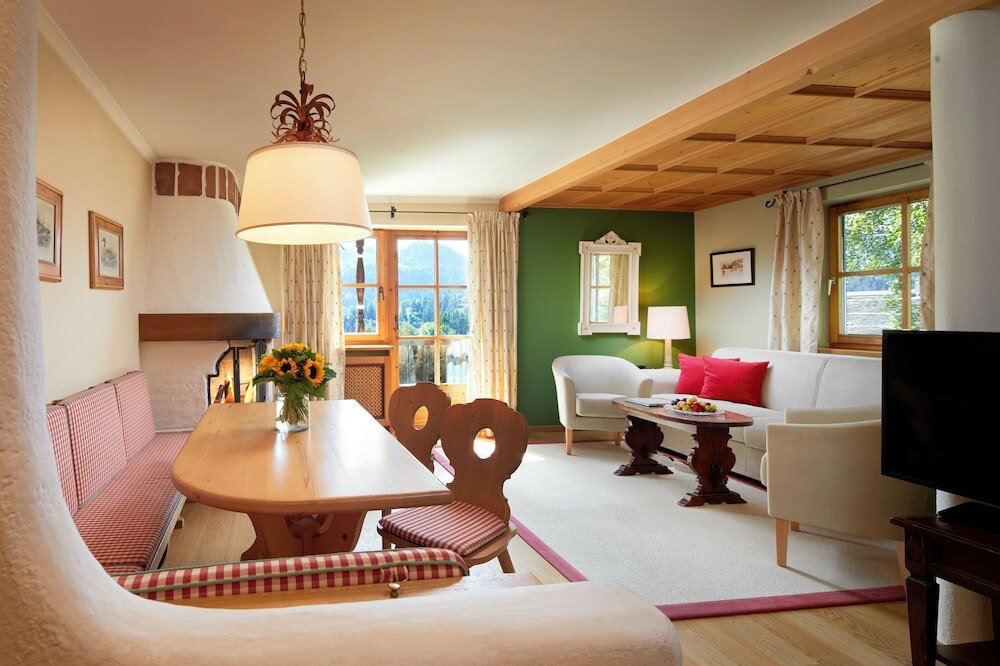 Фото Landsitz Römerhof - Hotel Apartments