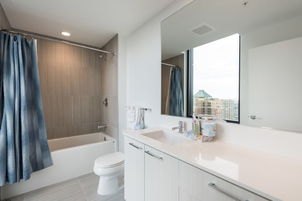 Фото Global Luxury Suites at Reston Town Center